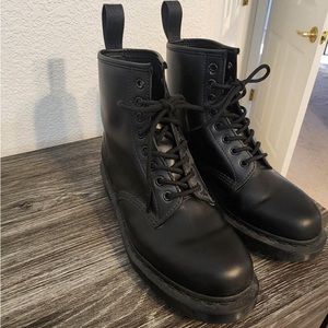 Dr. Martens black leather boots. Size 9US hardly worn!!!